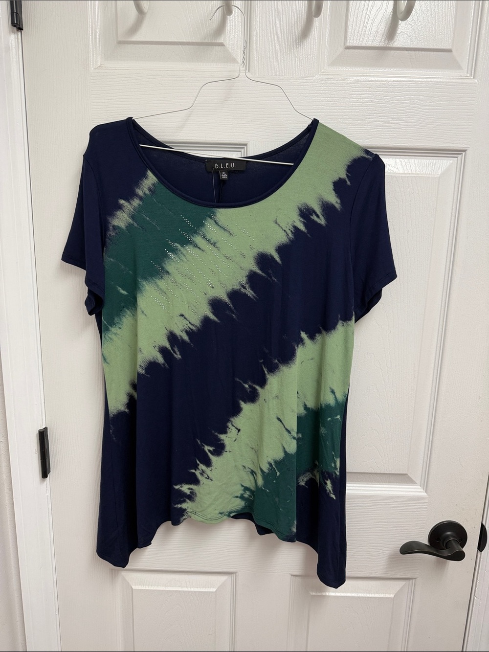 B.L.E.U. Navy and Sage Diagonal Tie-Dye top